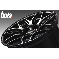 BOLA B8R 18x8.5 MATT BLACK